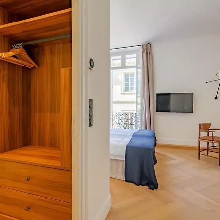 Apartment La Guitare 24 - In Center Of Cannes, Just Behind Grand Cannes